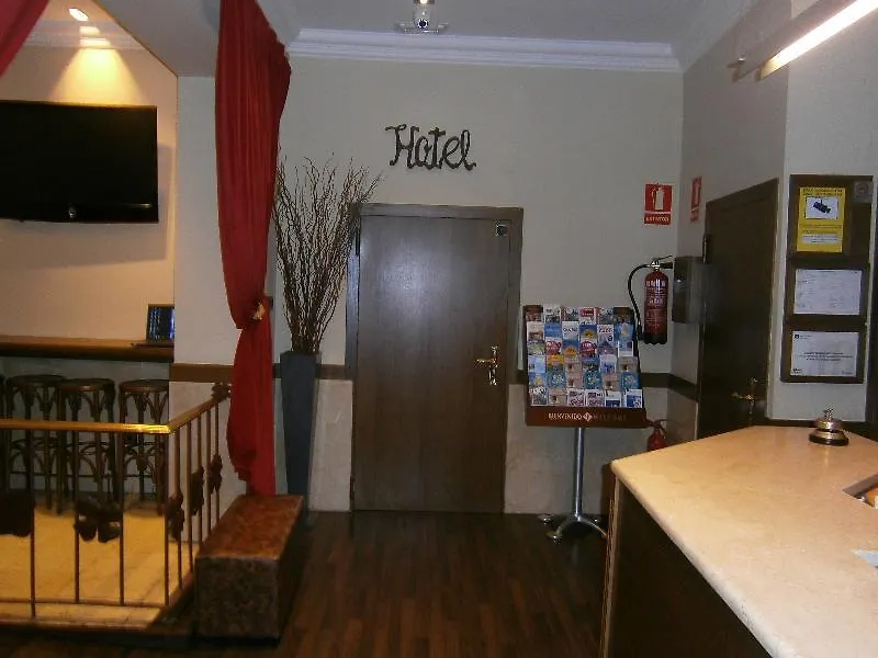 Hotel Adagio Barcelona 2*,